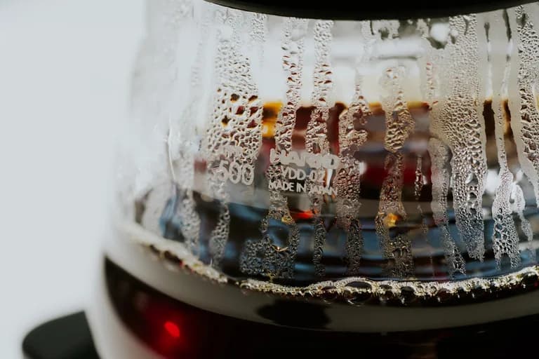 Pour-Over / V60 Kaffeefilter im Einsatz
